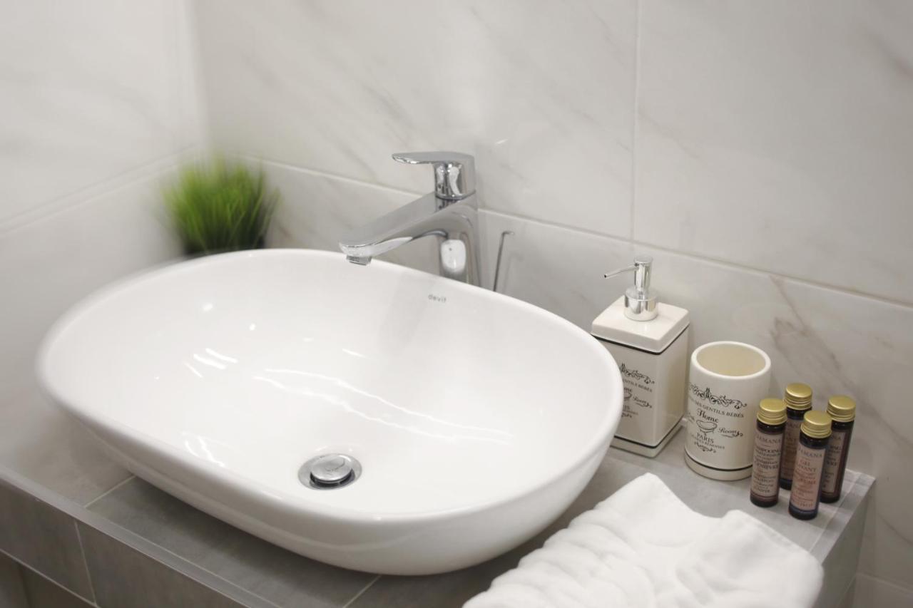 Lion King Lesya Ukrainka Apartment Lviv Luaran gambar