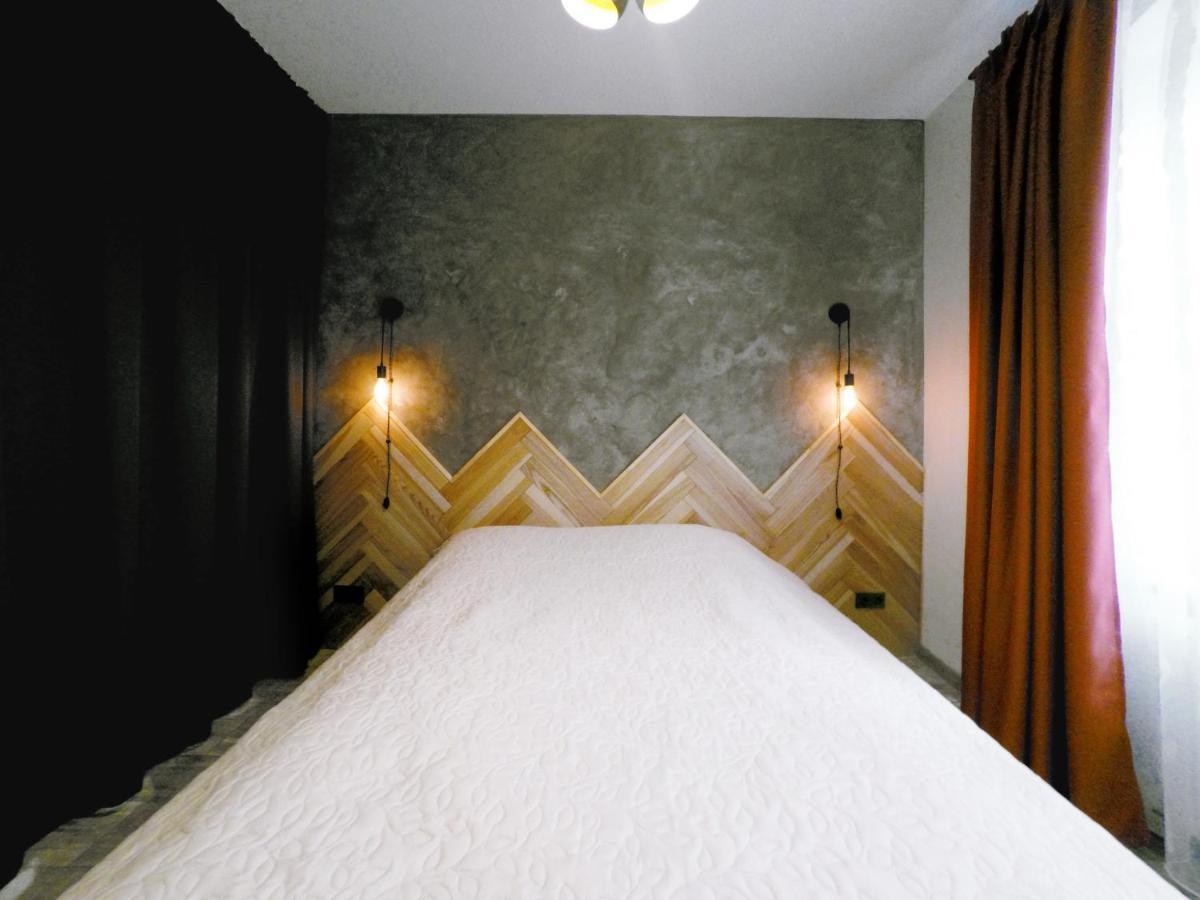 Lion King Lesya Ukrainka Apartment Lviv Luaran gambar