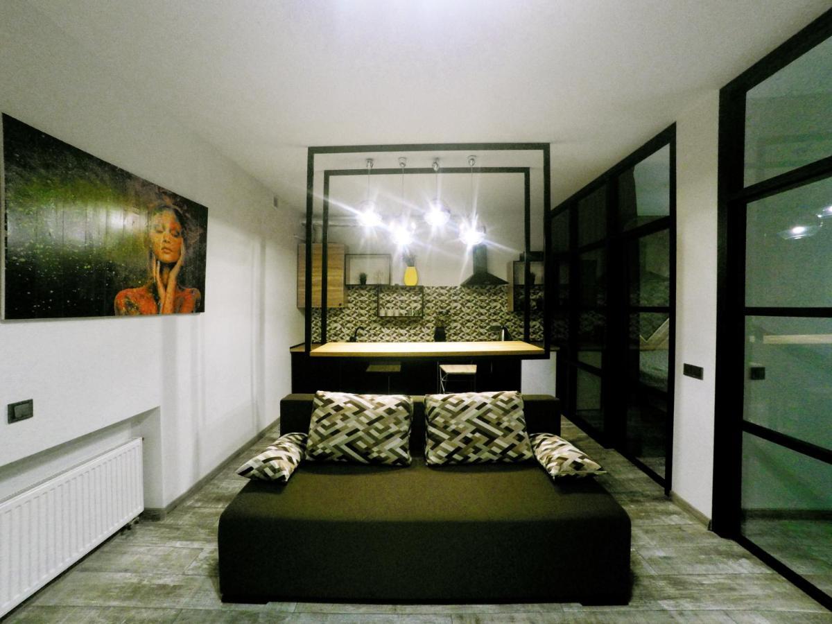 Lion King Lesya Ukrainka Apartment Lviv Luaran gambar
