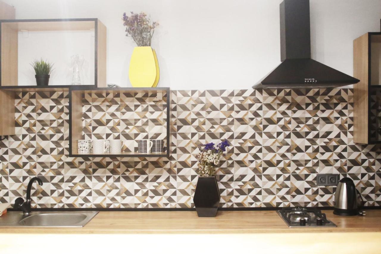 Lion King Lesya Ukrainka Apartment Lviv Luaran gambar