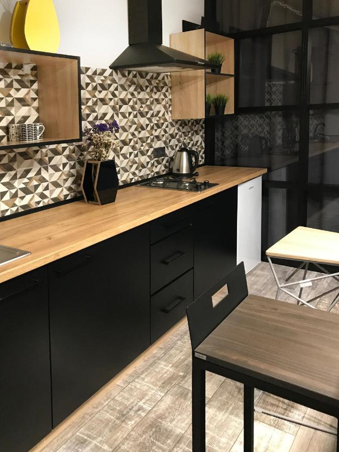 Lion King Lesya Ukrainka Apartment Lviv Luaran gambar